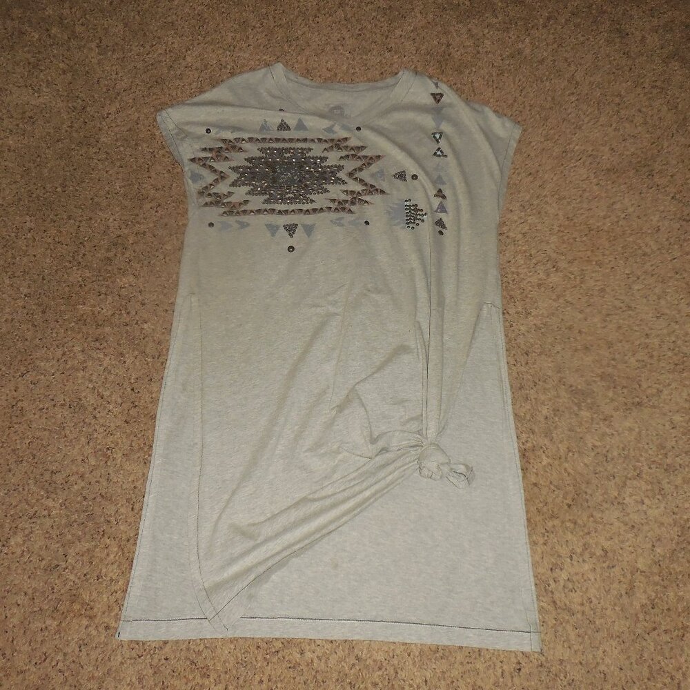 Double D Ranch Light Gray Tunic with Geometric Pattern